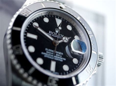 when did the rolex submariner get a ceramic bezel